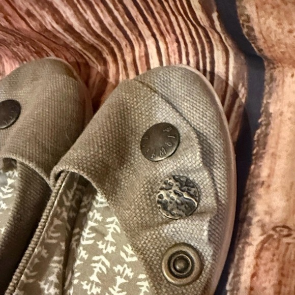Blowfish Malibu Canvas Ballet Flats Olive Green Slip On Shoes Womens 7.5 - Picture 5 of 8